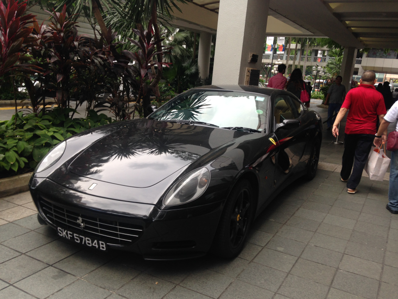 Illustration for article titled Philippines and Singapore car spotting
